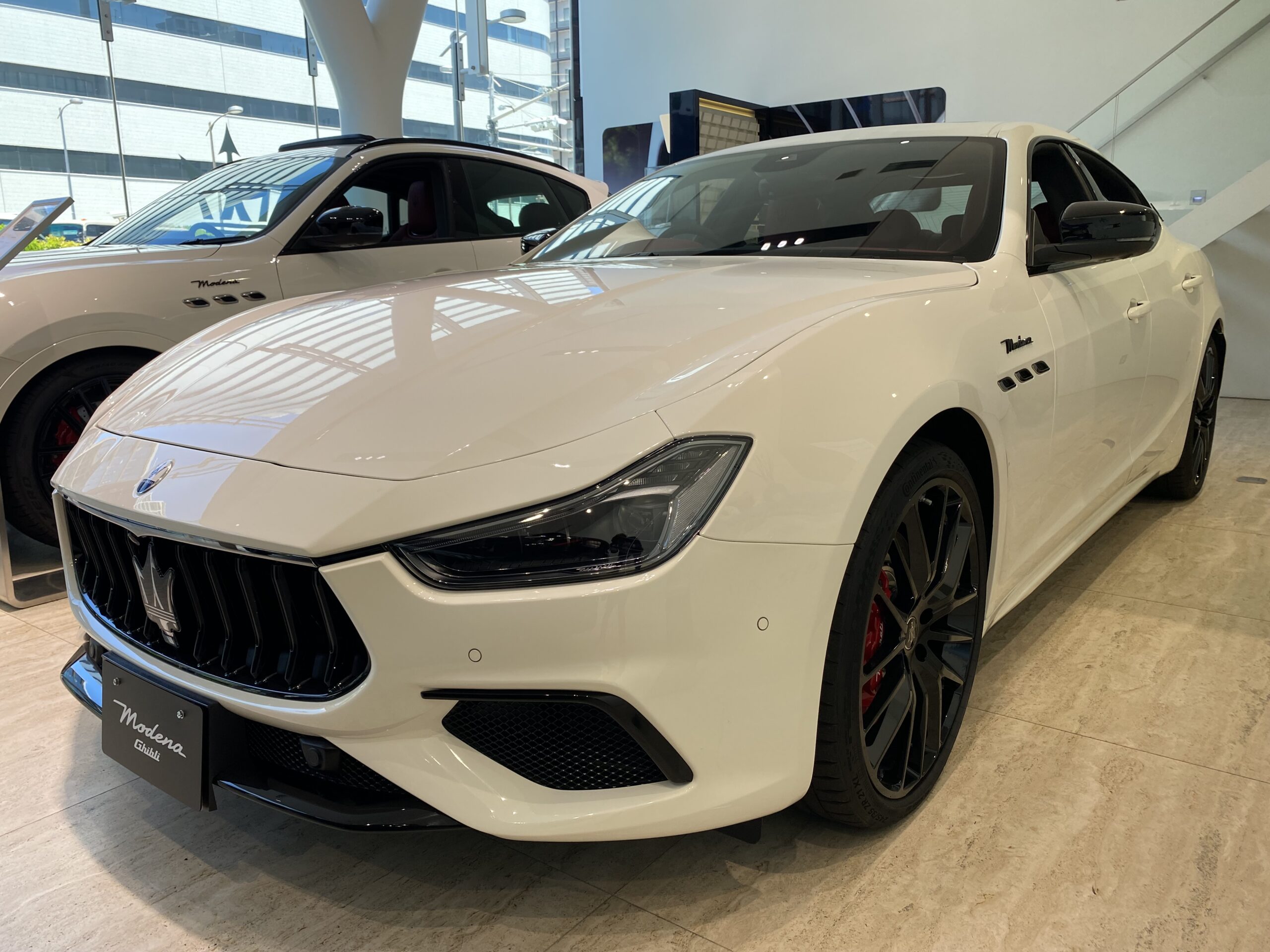 Ghibli Modena | MASERATI【マセラティ】正規ディーラー 八光カーグループ : 心斎橋、大阪北